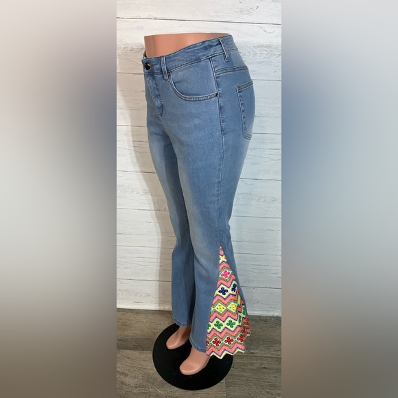 Gemma & Jane flare bell bohemian jeans embroidered size 6 - Picture 2 of 8